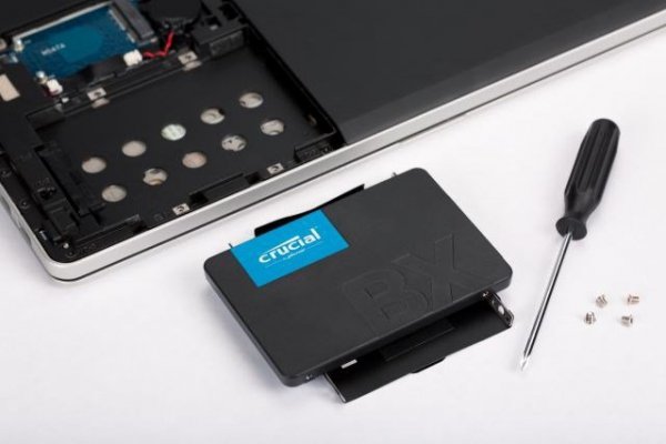 Dysk SSD Crucial CT240BX500SSD1 (240 GB ; 2.5&quot;; SATA III)