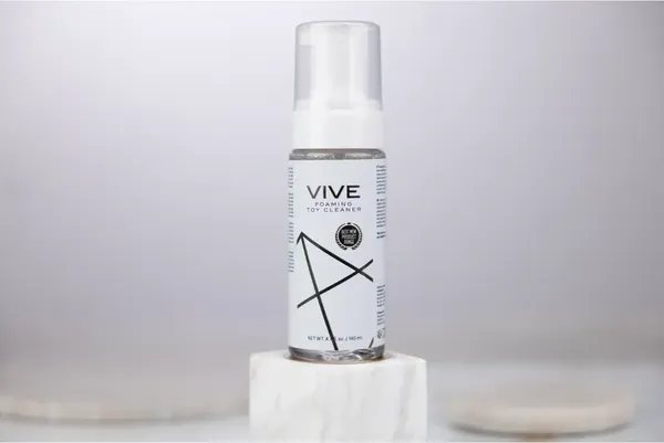 Vivr - Pianka do czyszczenia zabawek 140 ml