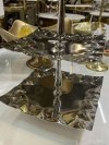 Elegancka metalowa patera 3-piętrowa na ciasto z uchwytem - kolor srebrny