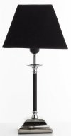 Klasyczna i elegancka srebrna lampa z czarnym abażurem