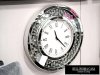 Ekskluzywny okrągły lustrzany zegar z kryształkami diamentowymi o średnicy 50 cm.