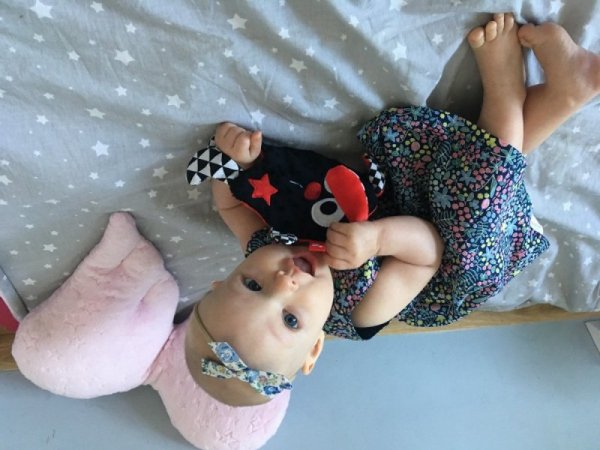 Hencz Toys Szleścik z gwiazdką sensoryczny kontrastowy