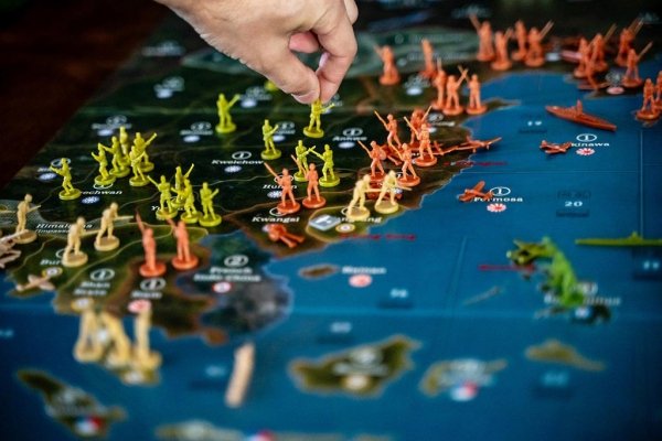 Axis &amp; Allies: 1940 Pacific Second Edition