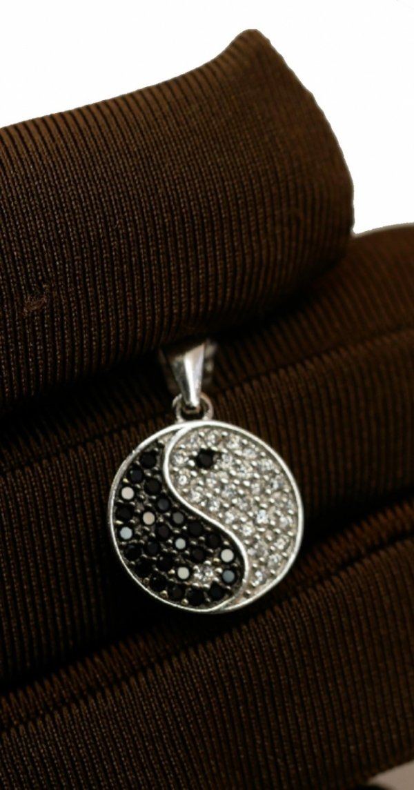 Wisior koło YIN YANG srebro 925