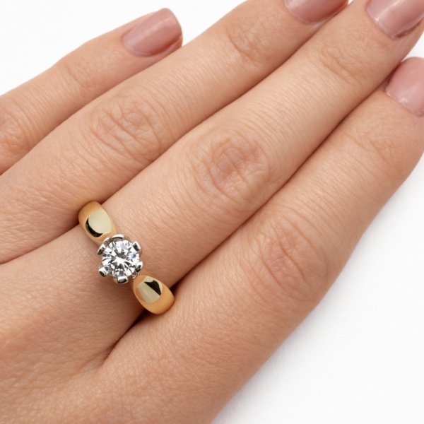 Pierścionek kamień w szlifie brylantowym R.17 złoto 585 