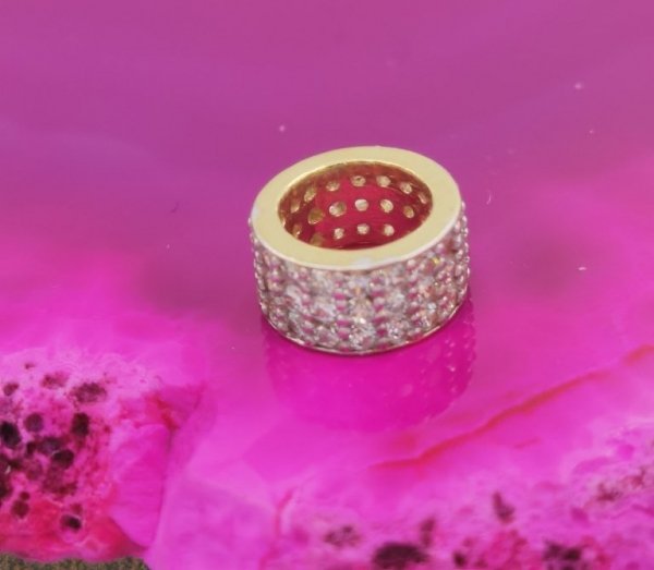  CHARMS  Modułowy Biała oponka złoto 585