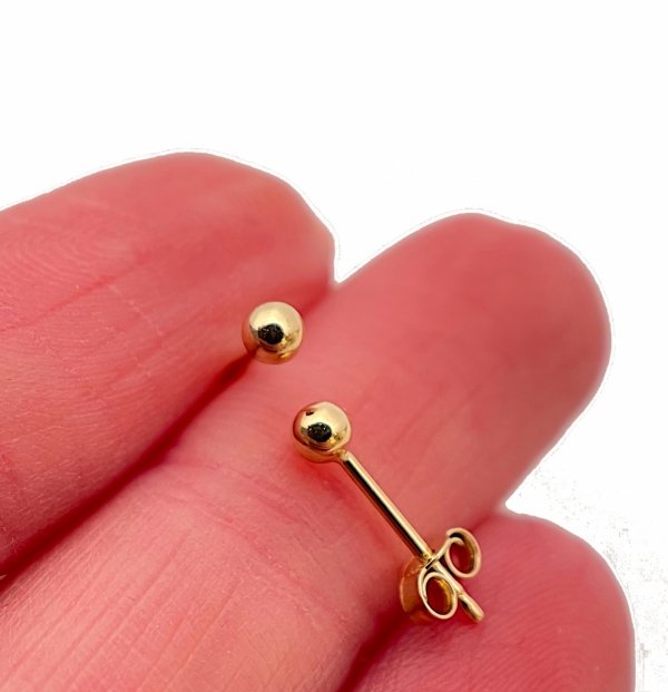 Kolczyki sztyft kuleczki 3D złoto 585 