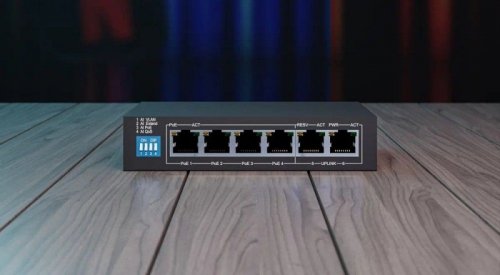 Extralink Switch KRIOS EX-SG1005P 5 portów gigabit PoE (4X PoE) 802.3AF/AT 150W MAX 30W per port