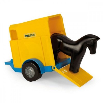 Wader Traktor-ładowarka z przyczepą na konia