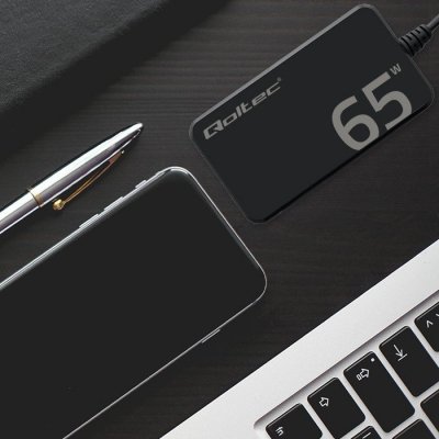 Qoltec Ładowarka sieciowa 65W GaN Super Fast SLIM | PD | 5-20V | 3.25A |USB-C 3.1 | Laptop | MacBook | Smartfon | +kabel