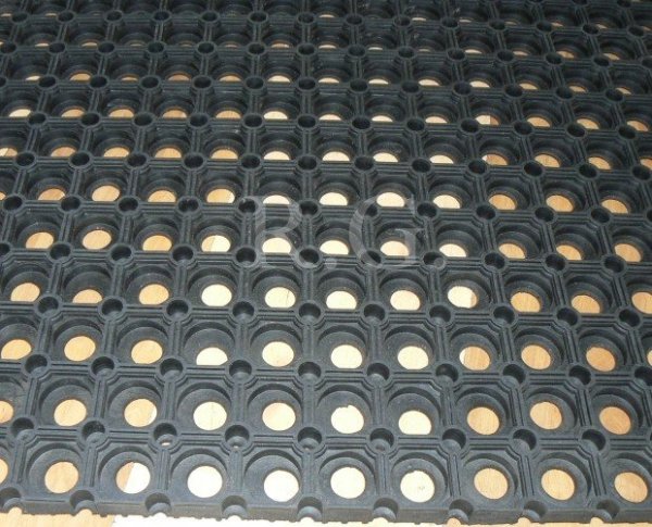 Gummimatte Gummy 22mm 40cm x 60cm