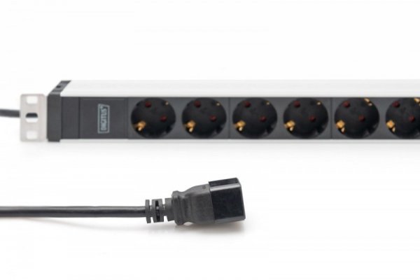 Digitus Listwa zasilająca PDU 19&quot; Rack, 8x gniazdo ze stykami ochronnymi unischuko 16A/230V, 1x wtyczka IEC C20, 16A, przewód zasilający 2 m, Aluminiowa