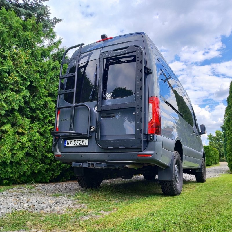 mocowanie koła zapasowego z drabinką do Mercedes Sprinter 907