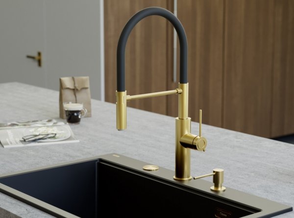 Quadron GEMMA Q LINE SteelQ bateria kuchenna z ruchomą wylewką Nano PVD gold (złota), czarny wąż 3623501_PVDG1BLM