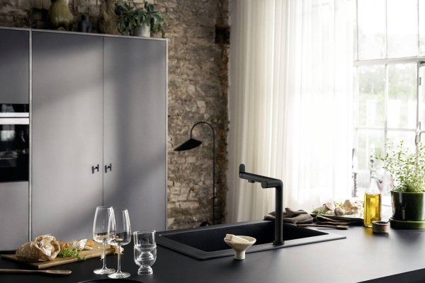 Hansgrohe Aqittura M91 Bateria kuchenna z filtrem czarny mat 76802670