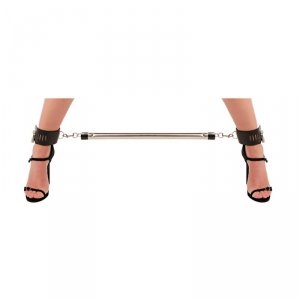 Spreader bar with ankle cuffs