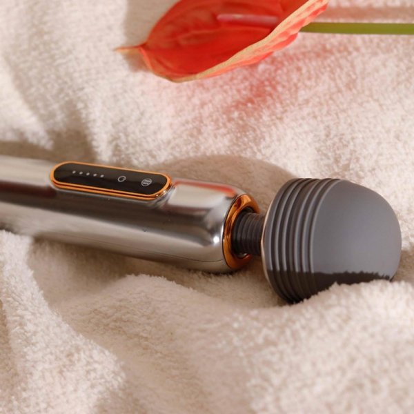 WAND MASSAGERS SHINING METALLIC LUSTER