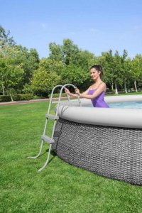Drabinka do basenu ogrodowego BESTWAY 84cm