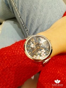 Duży Srebrny Zegarek w Kwiaty 