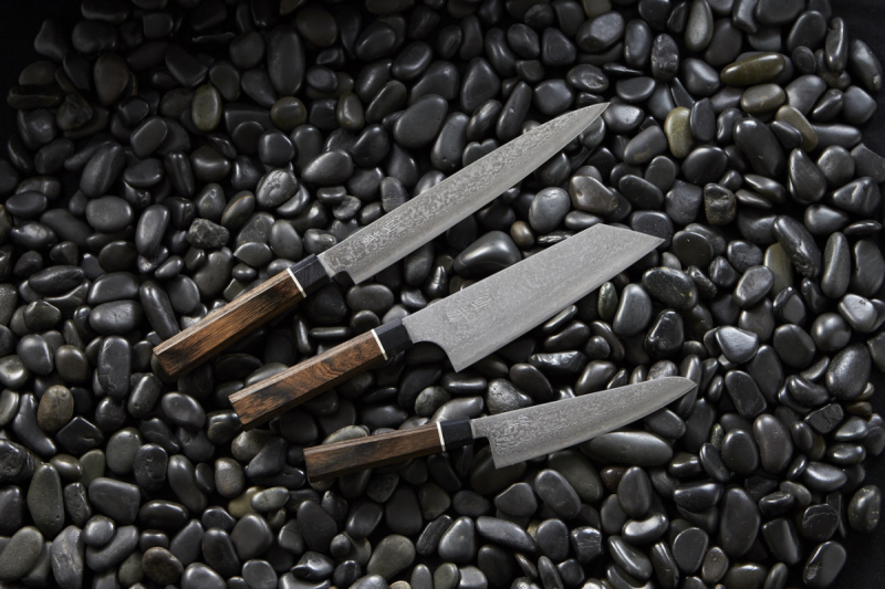 Nóż Suncraft Senzo Black Sashimi 21 cm VG-10 Pakkawood