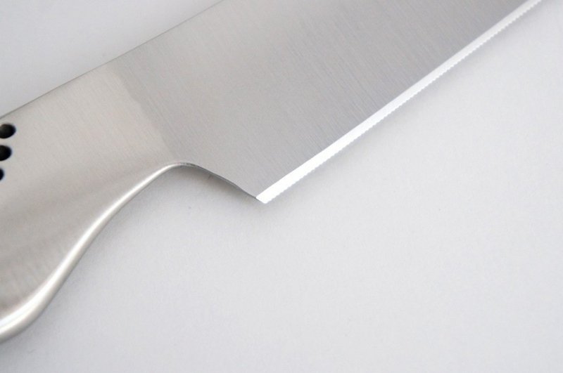 Nóż Uniwersalny Ząbkowany Global GS-13 - 15 cm, Stal Cromova 18