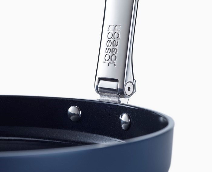 JJ-Patelnia 24cm ze składanym uchwytem Space