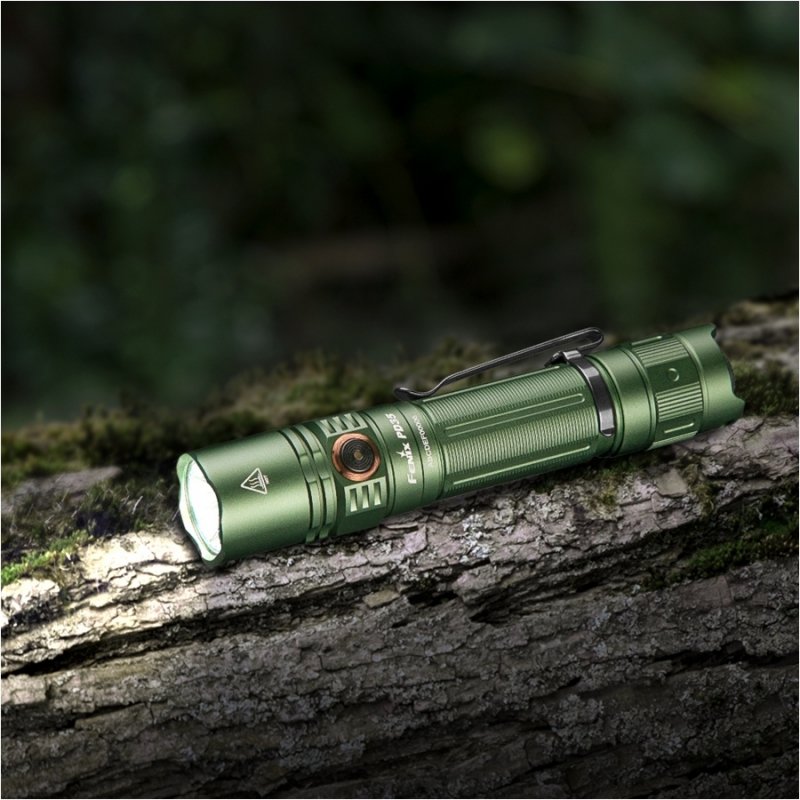 Latarka Diodowa Fenix Pd35 V3.0 Zielona