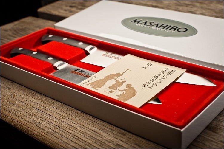 Zestaw 2 noży Masahiro MV-H 21/17 cm Chef i Santoku MBS-26