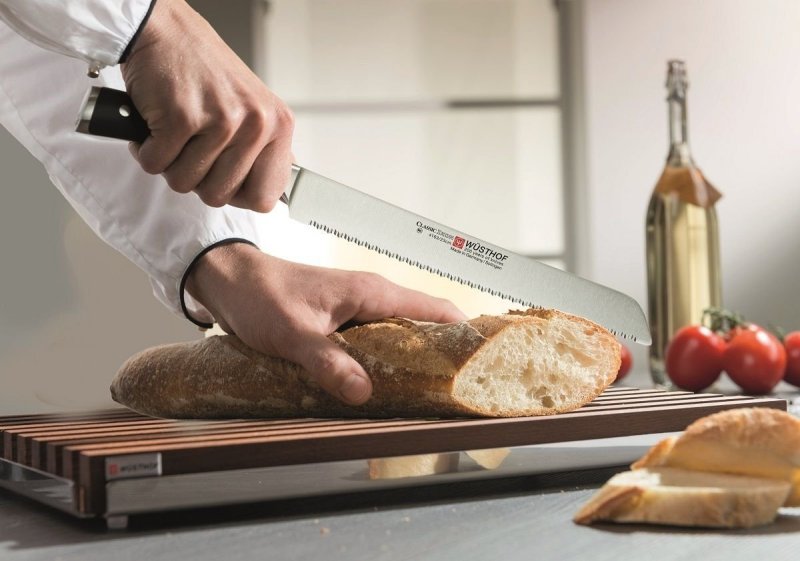 Nóż Kuchenny Do Chleba Pieczywa Duży z Ząbkami WUSTHOF 23cm Stal Nierdzewna