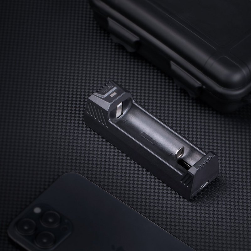 Ładowarka USB Fenix ARE-X1 V2.0