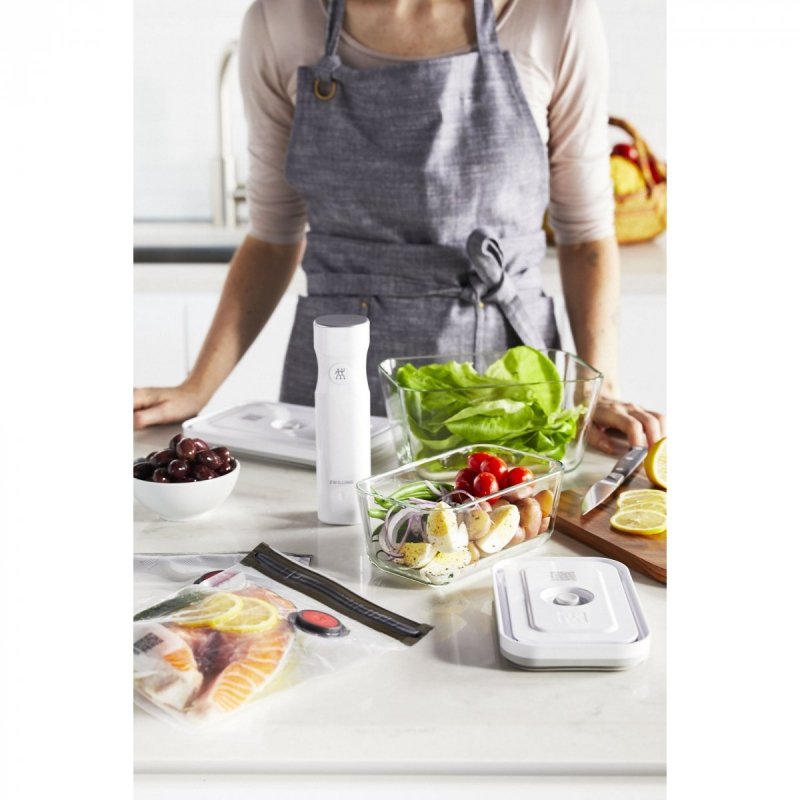 Zestaw startowy próżniowy Zwilling Fresh & Save: 2 pojemniki M/L, 4 worki, pompka