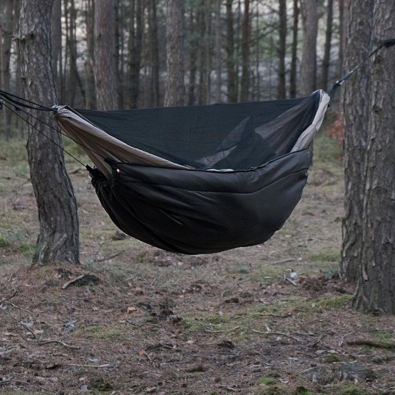 Podpinka Underquilt TigerWood Marra 2.0 Climashield Apex 4.0 230 cm, czarna