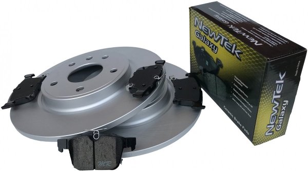 Tylne CERAMICZNE klocki + tarcze hamulcowe Chrysler Voyager 2020-