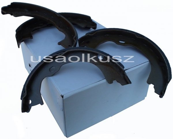 Szczęki hamulca postojowego Jeep Wrangler JK 2007-
