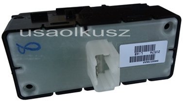 Przełącznik podnośnika szyby oraz centralnego zamka Dodge Avenger 2007-