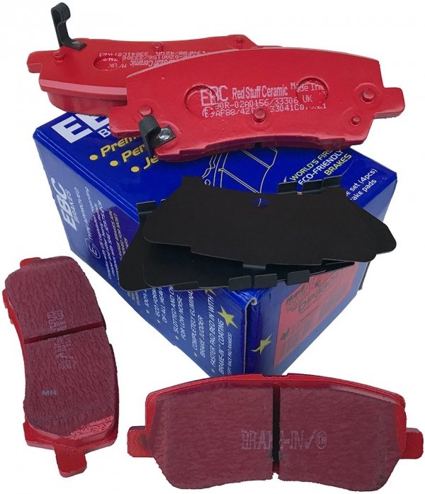 Tylne CERAMICZNE klocki RedStuff + NACINANE tarcze hamulcowe 320mm EBC seria GD Ford Mustang 2015-