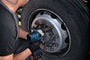 KLUCZ UDAROWY AKUMULATOROWY 3/4'' GDS 18V-1050H 2*8.0AH (1 SZT)