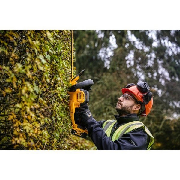 NOŻYCE AKUMULATOROWE DO ŻYWOPŁOTU 55CM 18V XR 1*5.0AH (1 SZT)