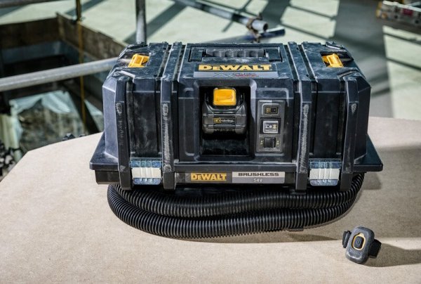 ODKURZACZ AKUMULATOROWY XR FLEXVOLT 54V 2*6.0AH (1 SZT)