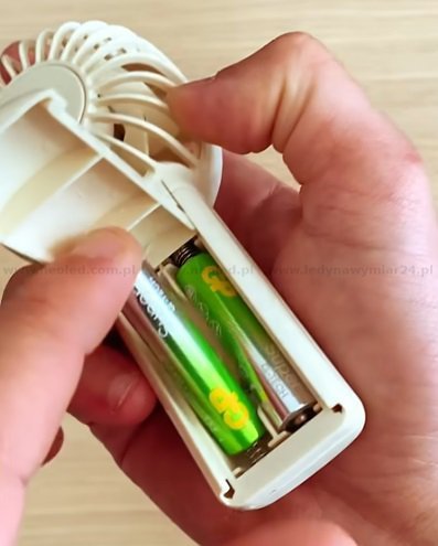 ZESTAW BATERI ALKALINE SUPER 12 SZT AAA + 12 SZT AA +WIATRAK (5 SZT)