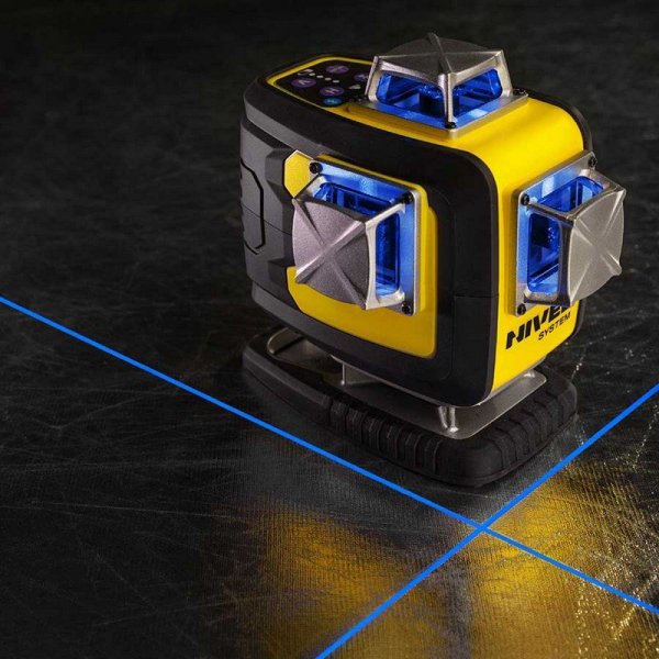 LASER KRZYŻOWY CL4D-P + STATYW SJJ-M1 EX (1 SZT)