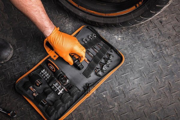 ZESTAW NARZĘDZI DO MOTOCYKLA 25 SZT.MIĘKKIE ETUI (1 KPL)
