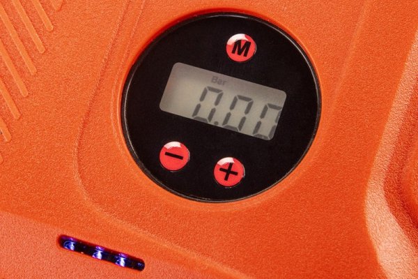Urządzenie rozruchowe &quot;Jumpstarter&quot;, power bank  - 14Ah, kompresor 3.5BAR, latarka
