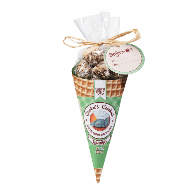 Cooka’s Cookies LITTLE SARDINE AND PORK KISSES Przysmaki z sardynki i wieprzowiny 50g  