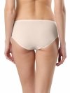Beżowe majtki typu bikini marki Conte Basic Collection, widok od tyłu na modelce. Mają klasyczny krój ze średnim stanem, który zapewnia komfort i pełne przyleganie do ciała. Gładki materiał z wysoką zawartością bawełny zapewnia oddychalność.