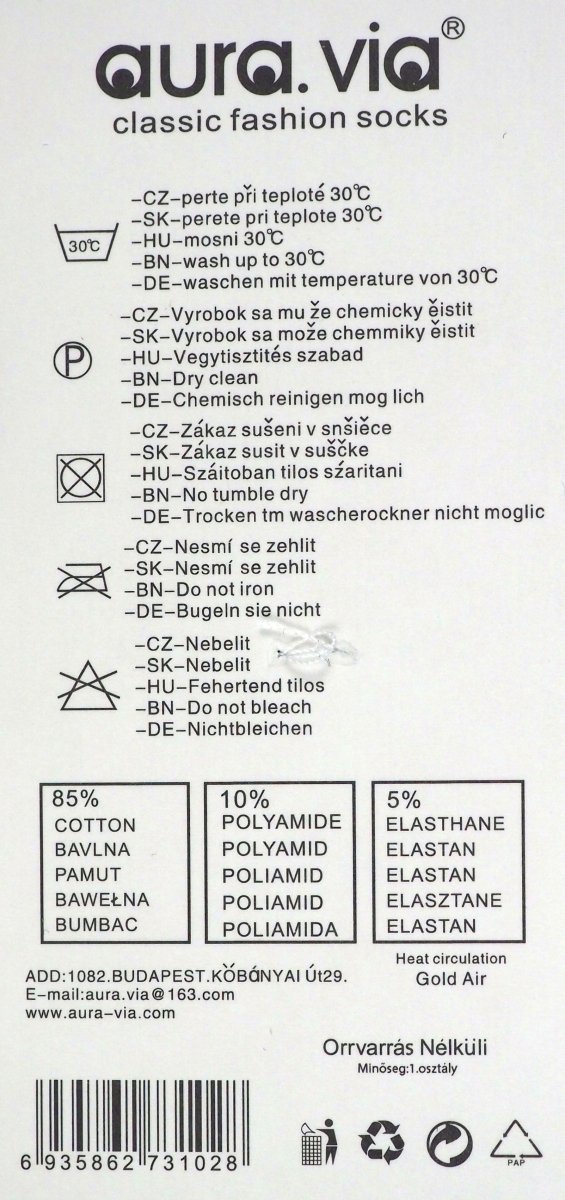 Metka produktu - Wykonane w rozmiarze 35-38 przez firmę Aura.Via. Model NDND1373