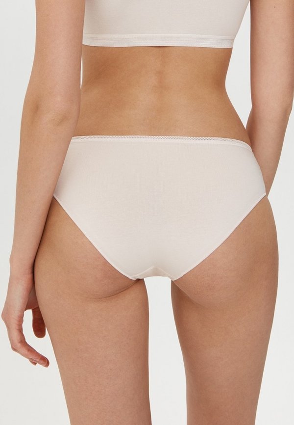 Kolekcja Basic – Majtki Bikini Conte LB 2001 dla Maksymalnej Wygody