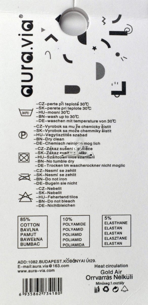 Bawełna gwarantuje przewiewność, dzięki czemu skarpety świetnie sprawdzają się podczas codziennych aktywności.
