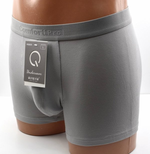 Naturalnie przewiewne i miękkie jasnoszare bokserki z bambusa to idealna propozycja dla mężczyzn ceniących lekkość i komfort. Prążkowana struktura nadaje im nowoczesny charakter.