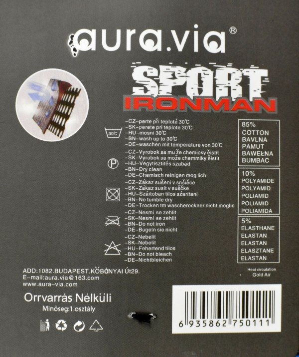 Oddychająca bawełna oraz elastyczne włókna zapewniają komfort przez cały dzień.